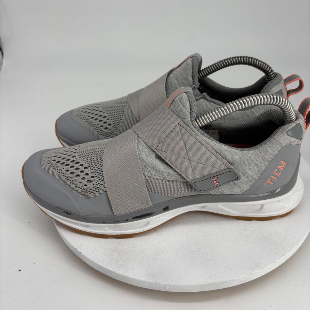 TIEM Slipstream Cycling Spin Shoes Size 9 Grey w/ cleats SPD Compatible Slip On - Picture 3 of 9